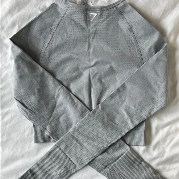 Gymshark Gray Long Sleeve Top - Picture 3 of 3